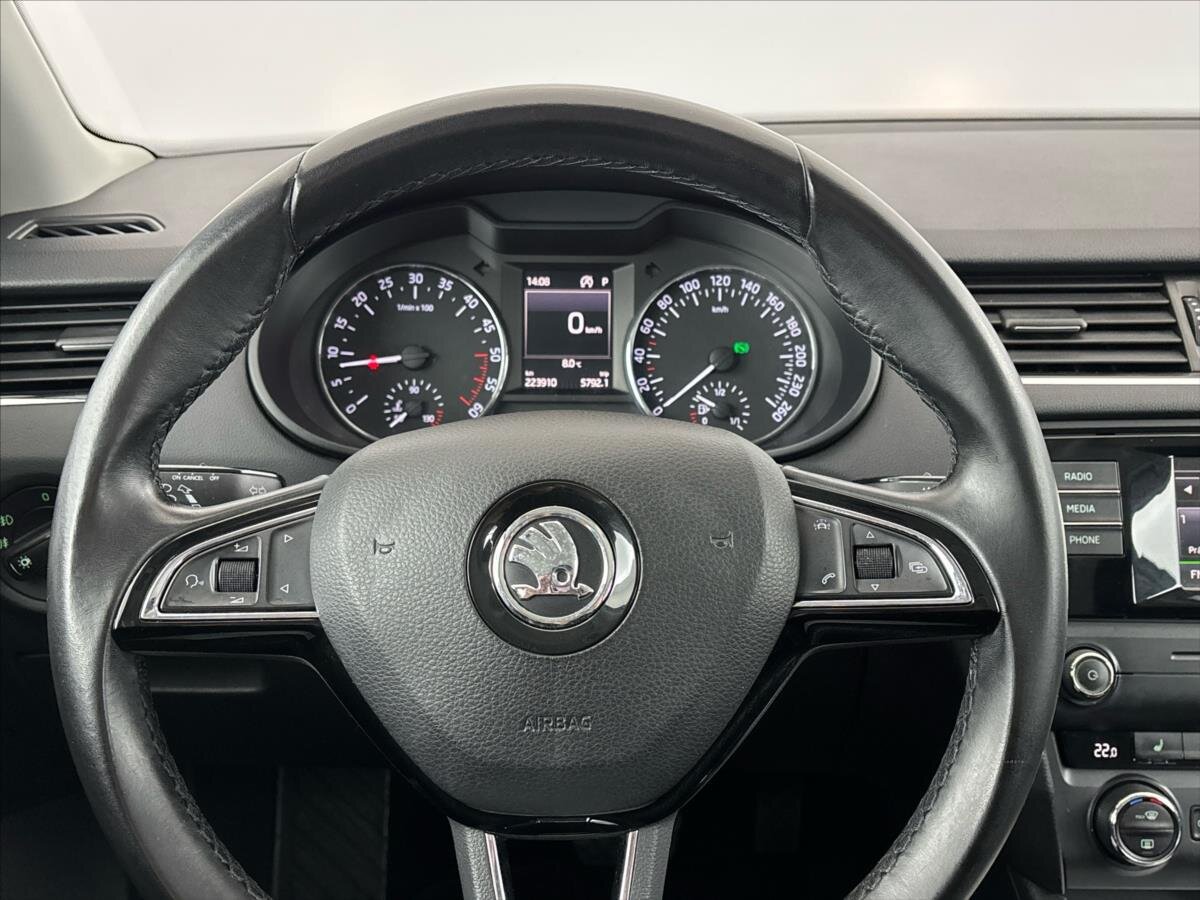 Škoda Octavia Liftback 2,0 l 110 kw