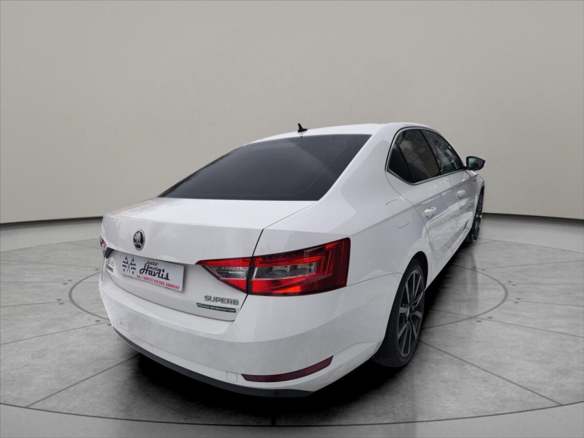 Škoda Superb Sedan 2,0 l 110 kw