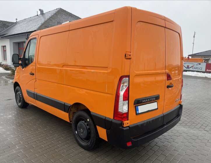 Renault Master Skříň 2,3 l 81 kw