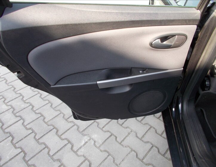 Seat Leon Hatchback 1,4 l 92 kw