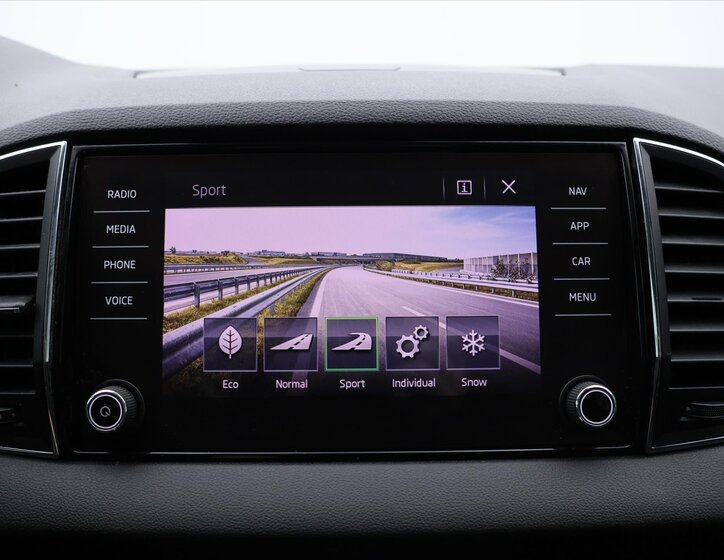 Škoda Karoq SUV 2,0 l 110 kw