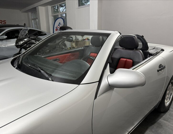 Mercedes-Benz SLK Kabriolet 2,0 l 100 kw