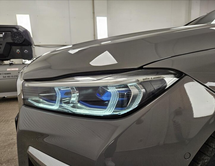 BMW Řada 7 Sedan / Limuzína 3,0 l 195 kw