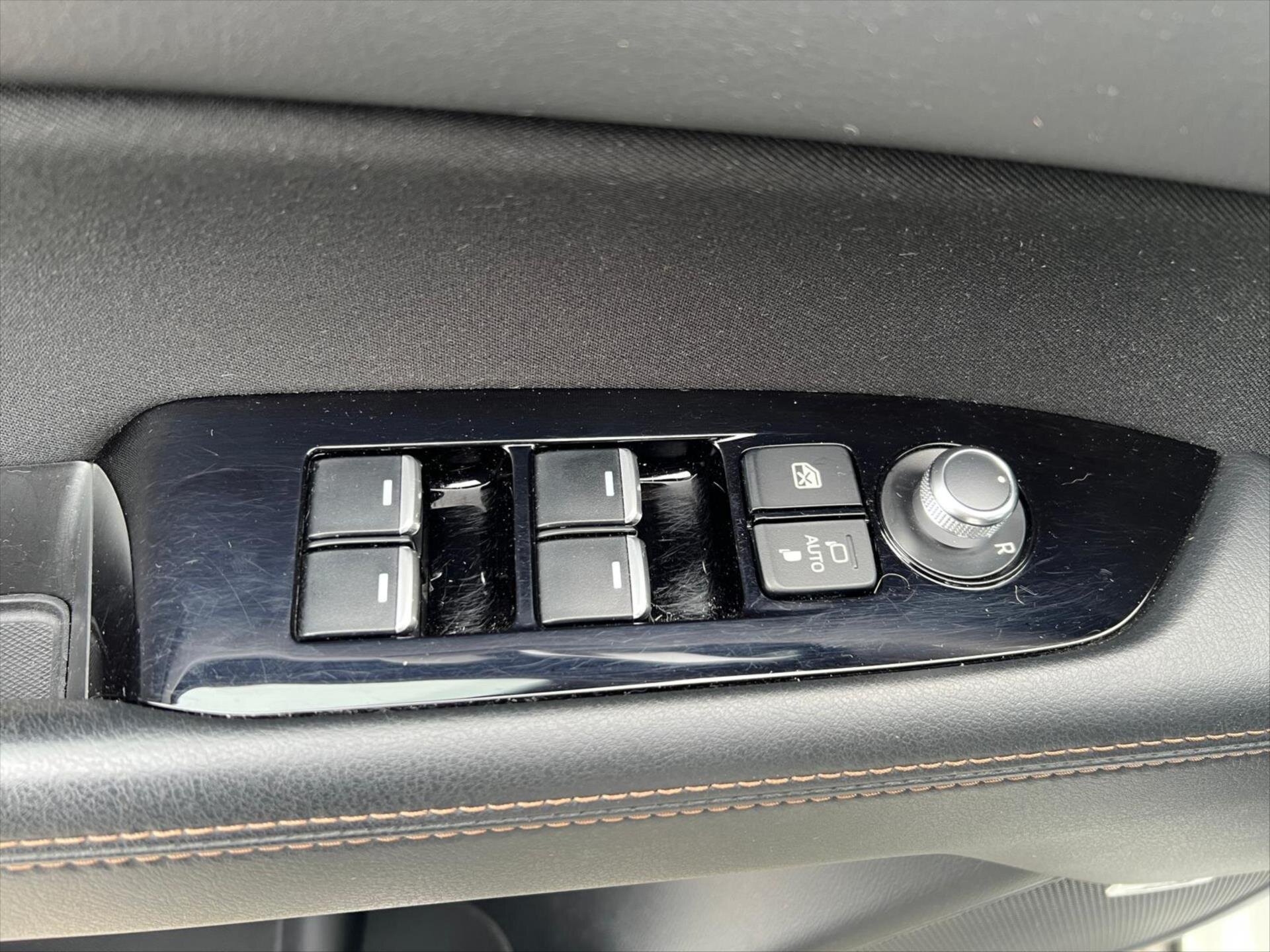 Mazda CX-5 Kombi 2,0 l 121 kw