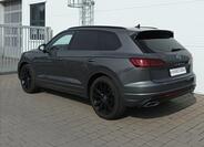 Volkswagen Touareg 4