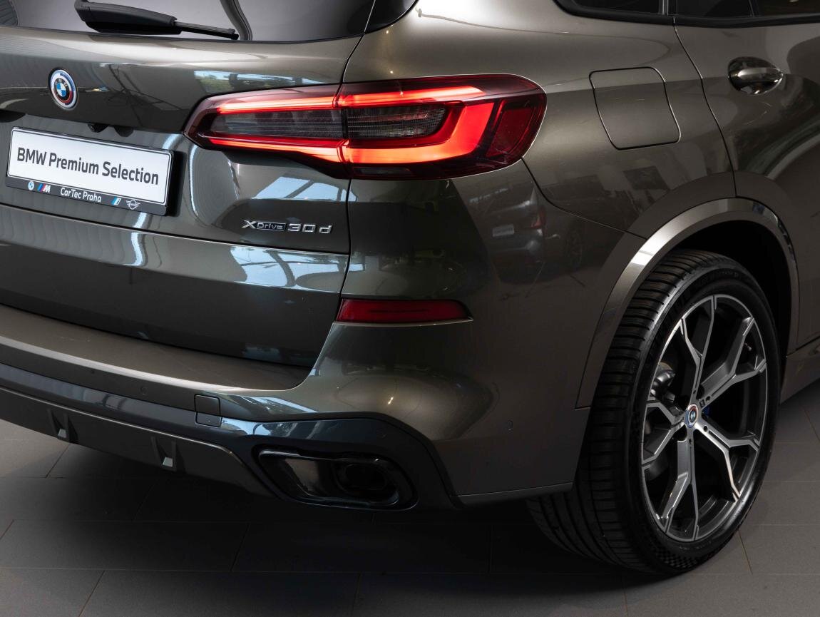 BMW X5 SUV / Terénní 3,0 l 210 kw