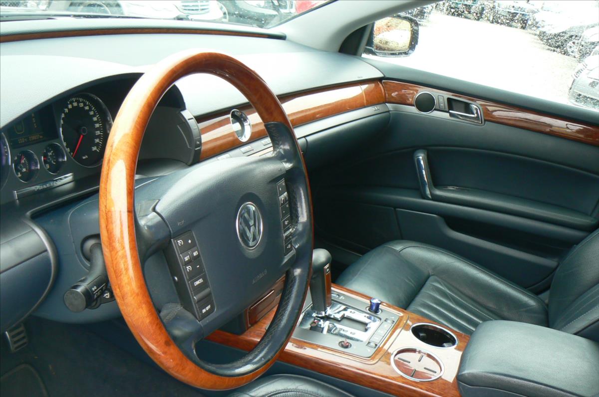Volkswagen Phaeton