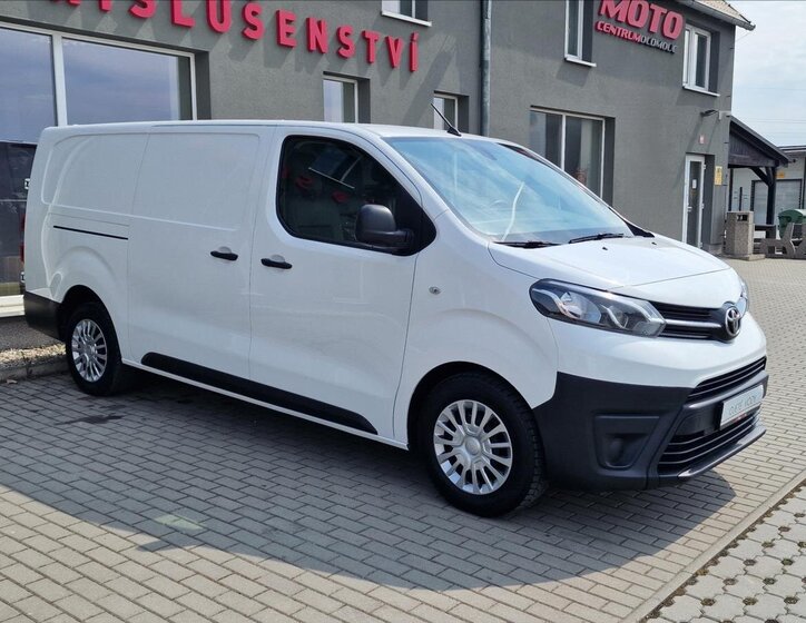 Toyota ProAce Skříň 2,0 l 106 kw