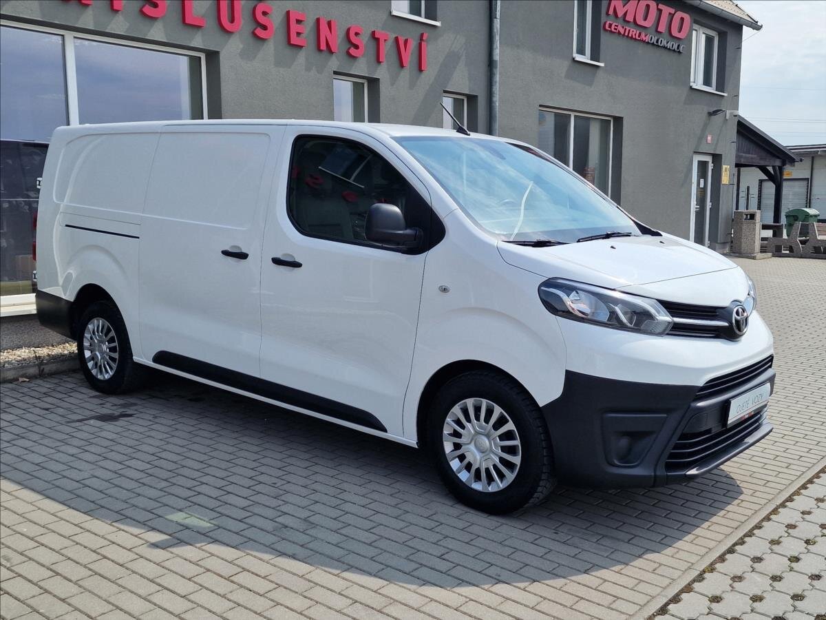 Toyota ProAce Skříň 2,0 l 106 kw