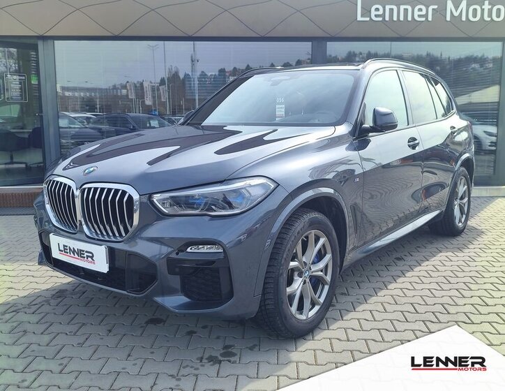 BMW X5 SUV / Terénní 3,0 l 250 kw