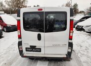 Opel Vivaro 11