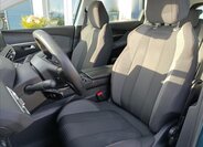Peugeot 5008 SUV 1,2 l 96 kw