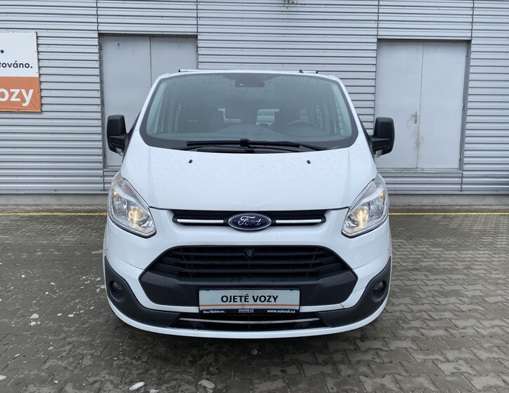 Ford Tourneo Custom MPV 2,0 l 96 kw