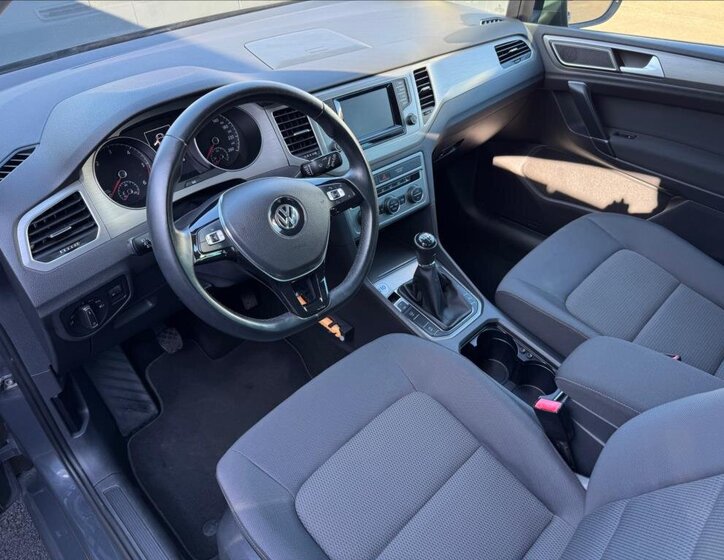 Volkswagen Golf Sportsvan MPV 2,0 l 110 kw