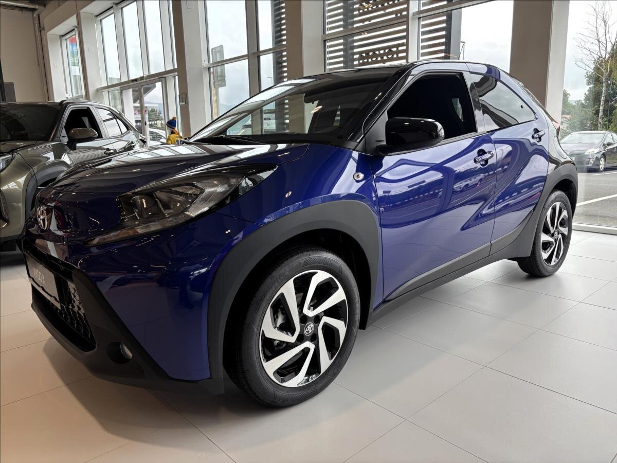 Toyota Aygo Hatchback 1,0 l 53 kw