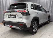 Suzuki S-Cross 8