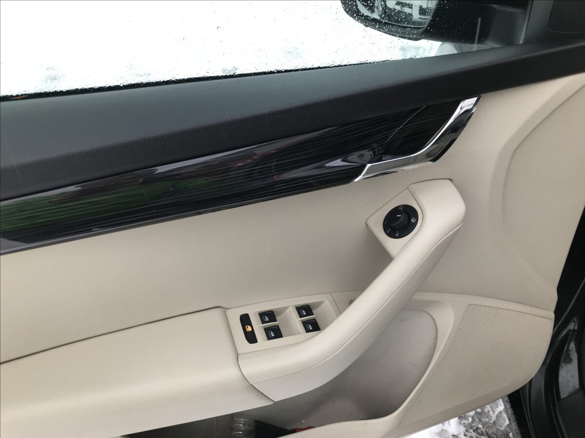 Škoda Octavia Kombi 2,0 l 110 kw