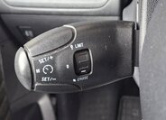 Peugeot 208 Hatchback 1,2 l 60 kw