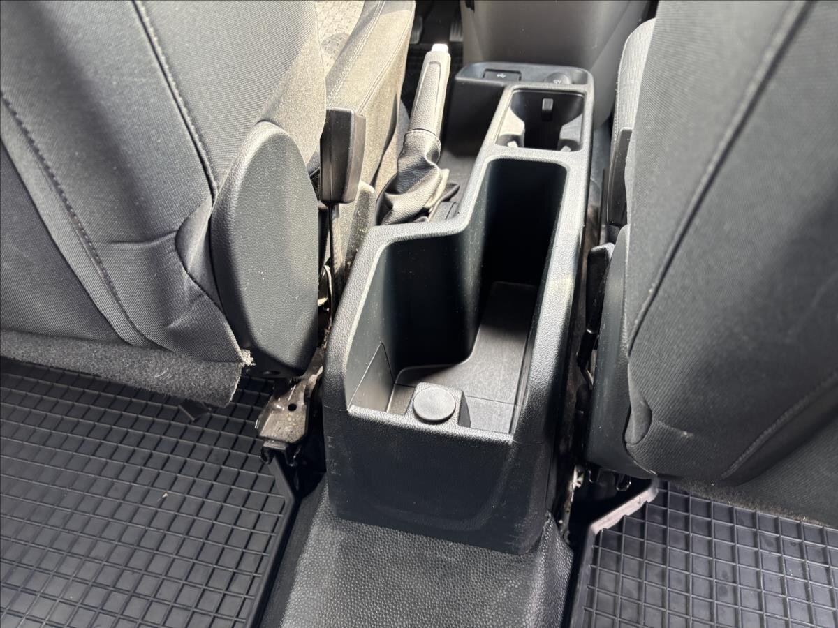 Ford Transit Connect Skříň 1,5 l 74 kw