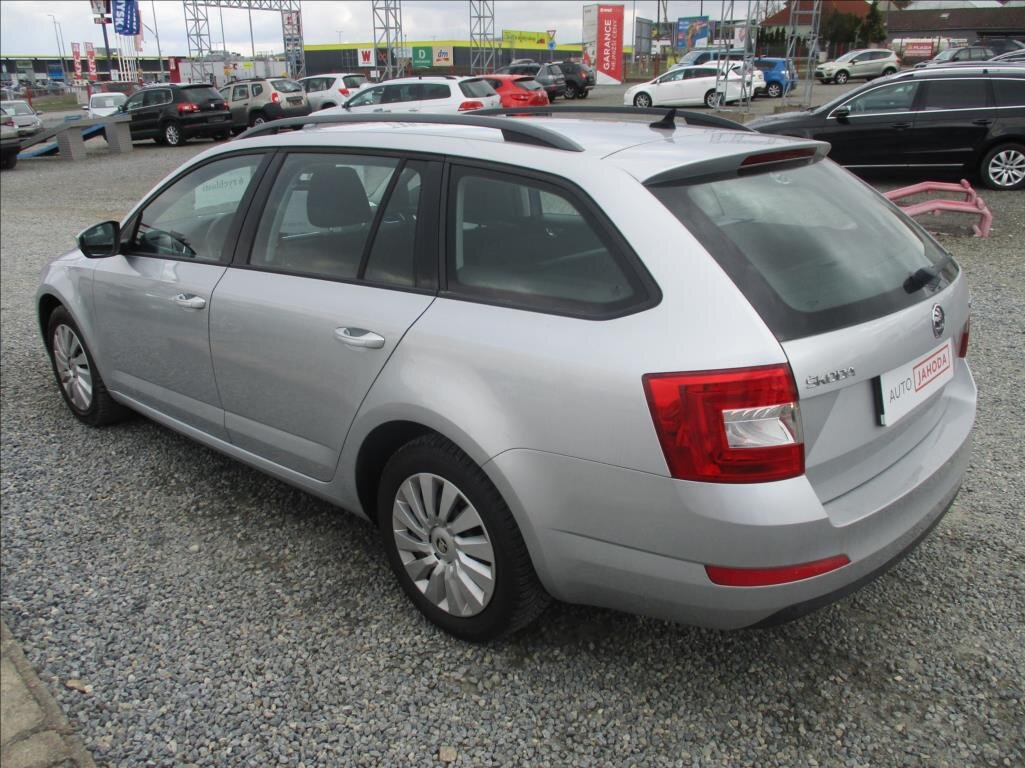 Škoda Octavia Kombi 2,0 l 110 kw