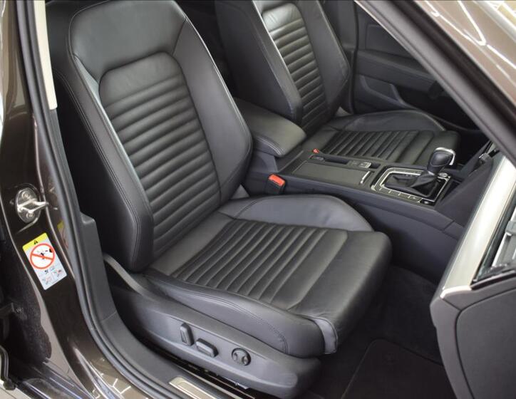 Volkswagen Passat 16