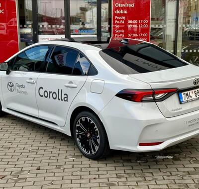 Toyota Corolla 4