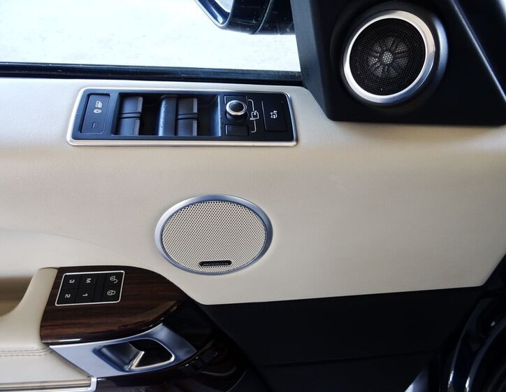 Land Rover Range Rover 17