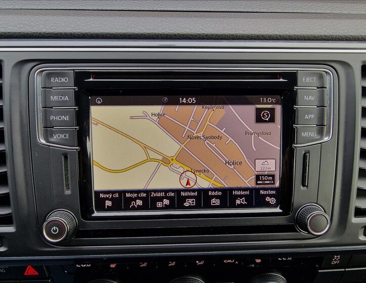 Volkswagen Multivan 27