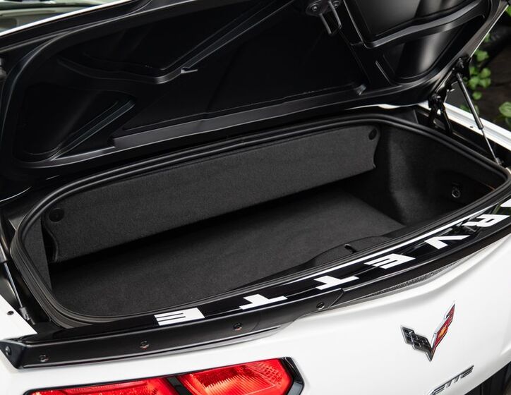 Chevrolet Corvette 19