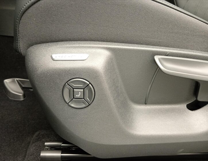 Volkswagen Tayron SUV 2,0 l 110 kw