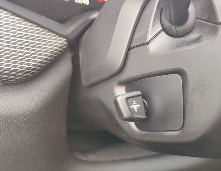 BMW X5 SUV / Terénní 3,0 l 195 kw