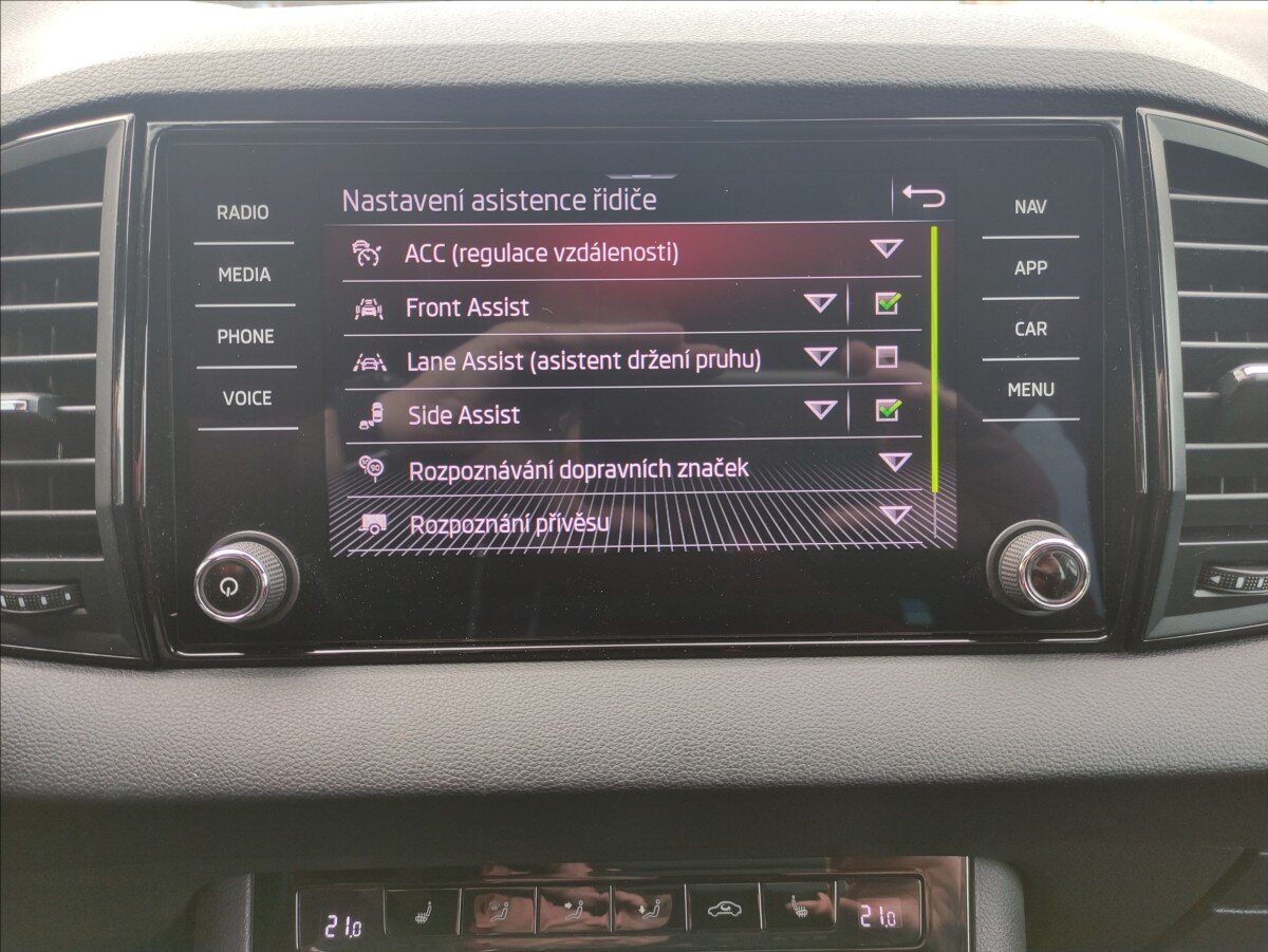 Škoda Karoq SUV / Terénní 1,5 l 110 kw