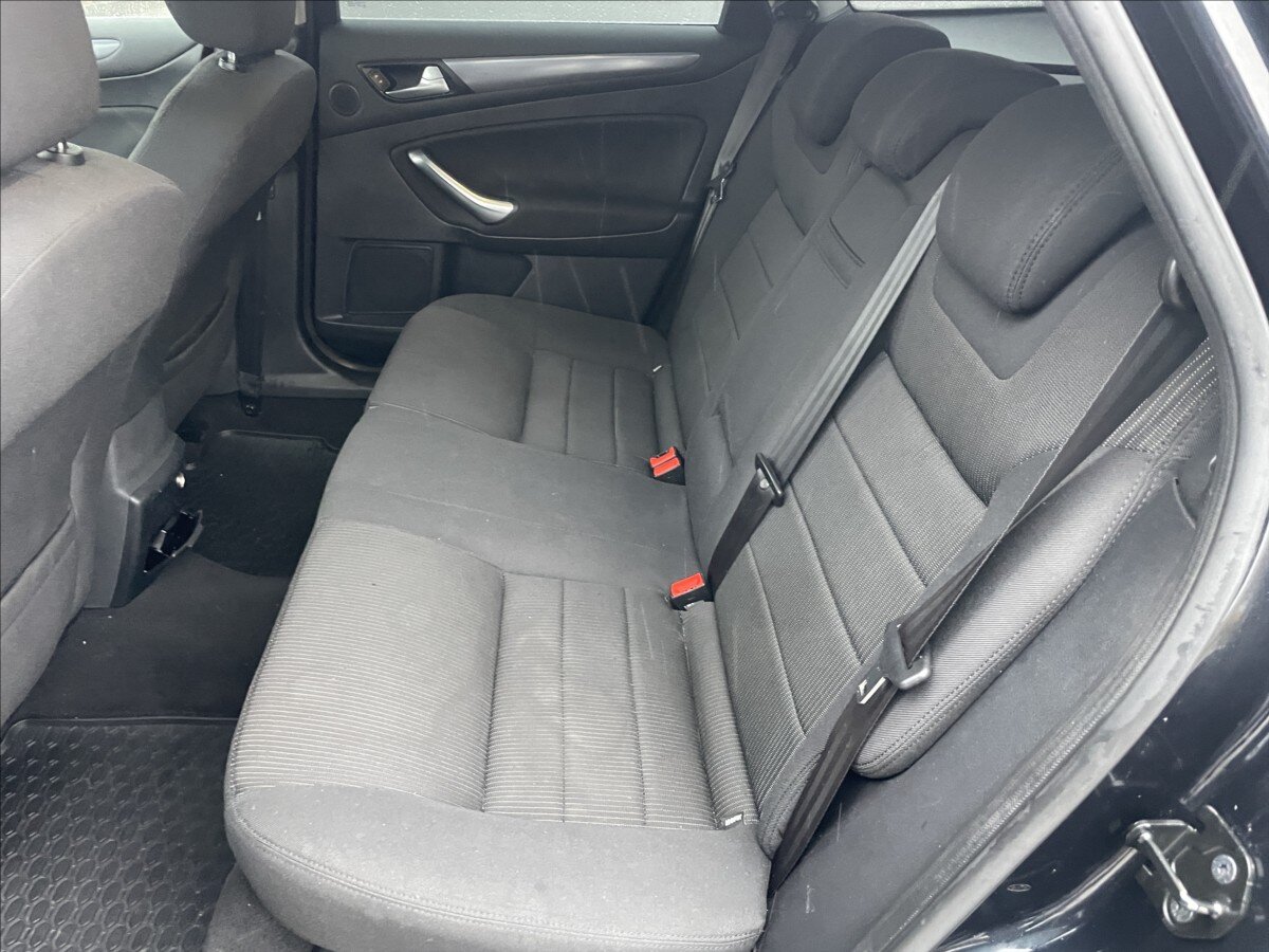 Ford Mondeo Kombi 2,0 l 103 kw