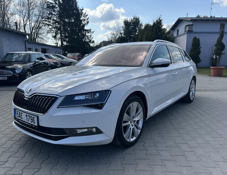 Škoda Superb Kombi 2,0 l 110 kw