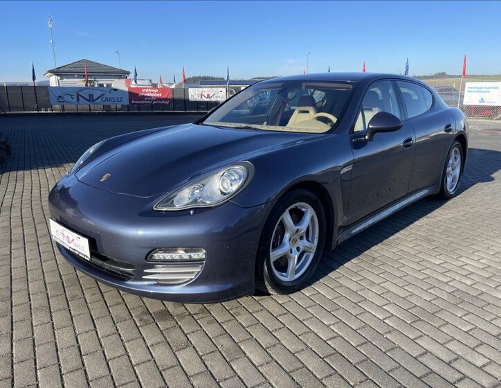 Porsche Panamera Hatchback 3,6 l 220 kw