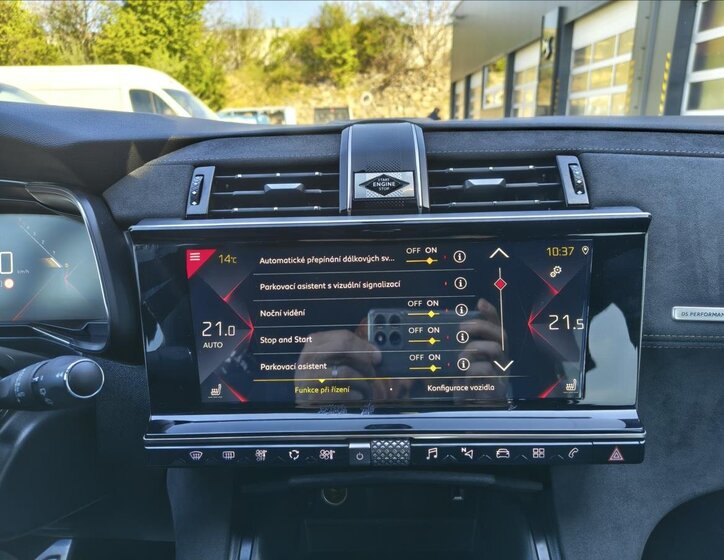 DS Automobiles DS7 Crossback SUV / Terénní 2,0 l 130 kw