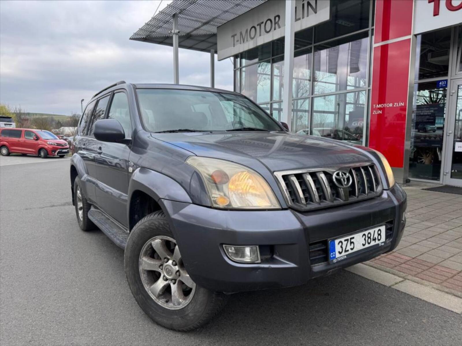 Toyota Land Cruiser 1