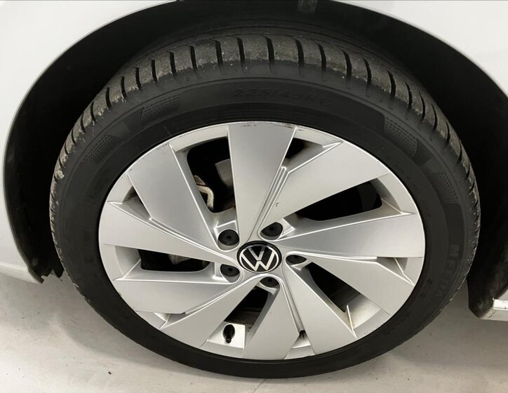 Volkswagen Golf Kombi 1,5 l 110 kw