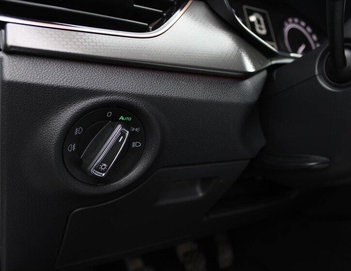 Škoda Scala Hatchback 1,6 l 85 kw