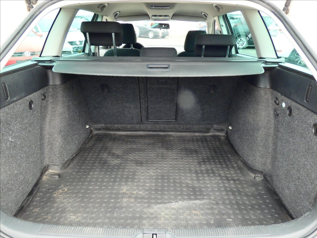 Škoda Octavia Kombi 2,0 l 81 kw