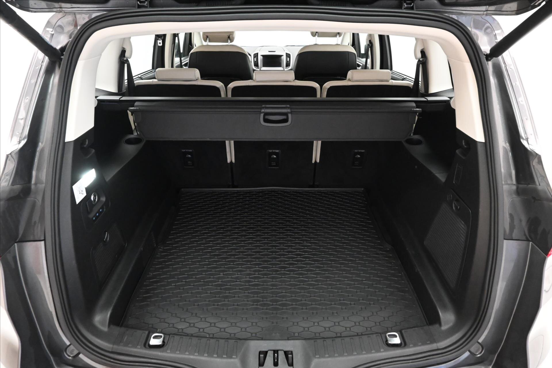 Ford S-MAX MPV 2,0 l 140 kw