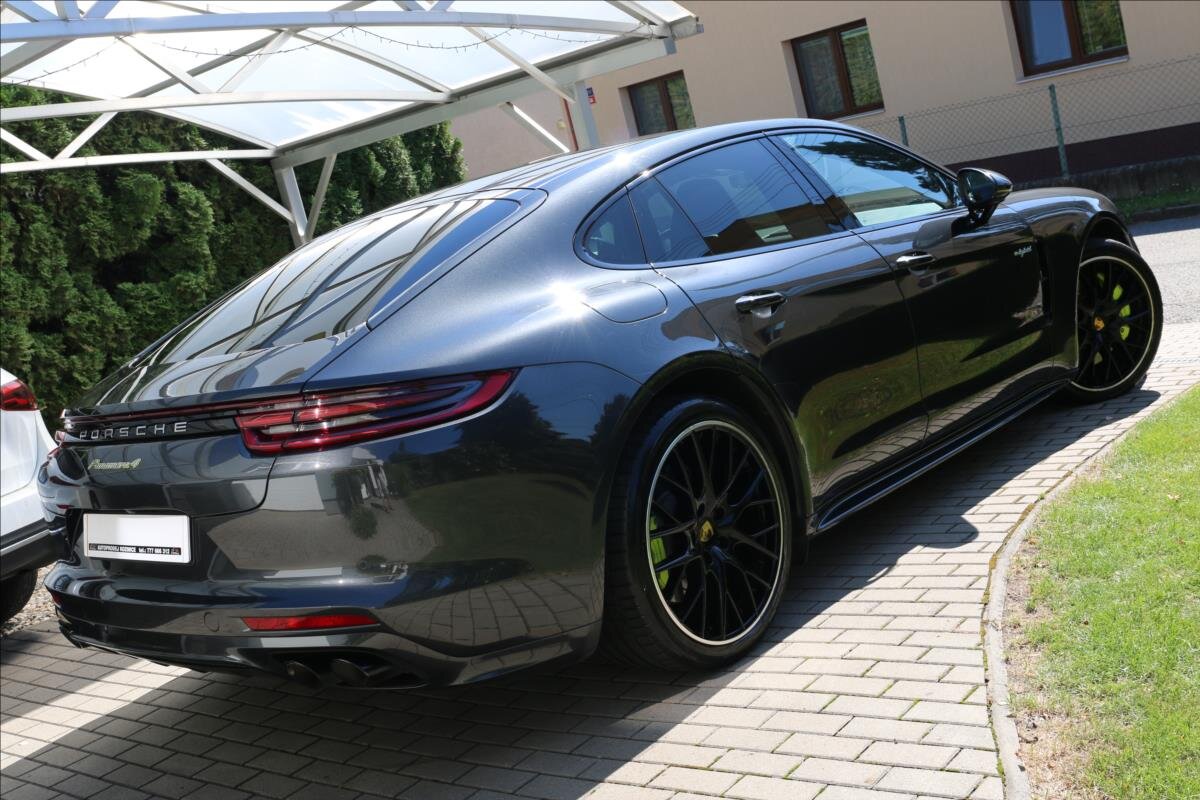 Porsche Panamera Hatchback 2,9 l 243 kw