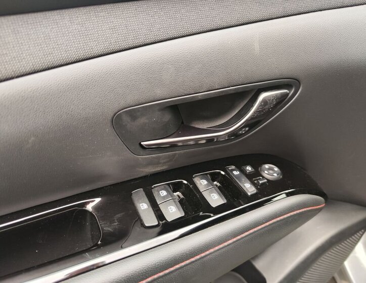 Hyundai Tucson SUV 1,6 l 110 kw