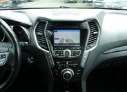 Hyundai Grand Santa Fe 36