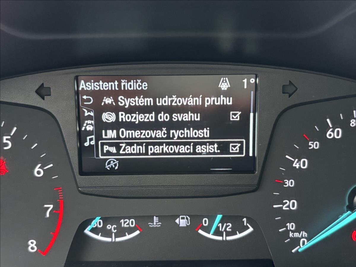 Ford Focus Kombi 999,0 92 kw