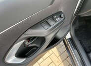 Toyota Yaris Cross SUV / Terénní 1,5 l 68 kw