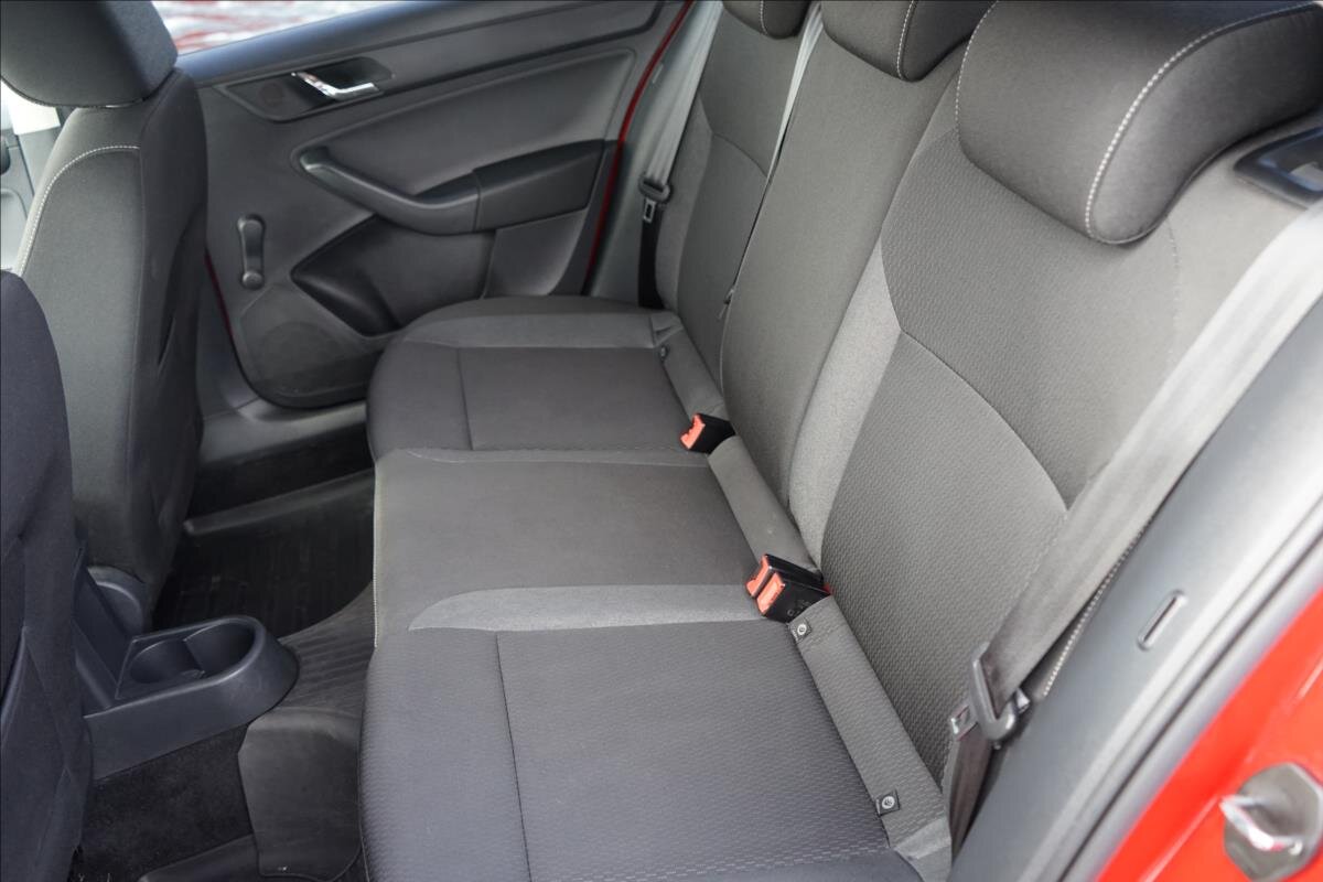 Škoda Rapid Sedan 1,2 l 81 kw