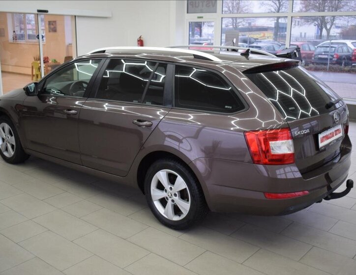 Škoda Octavia Kombi 2,0 l 110 kw