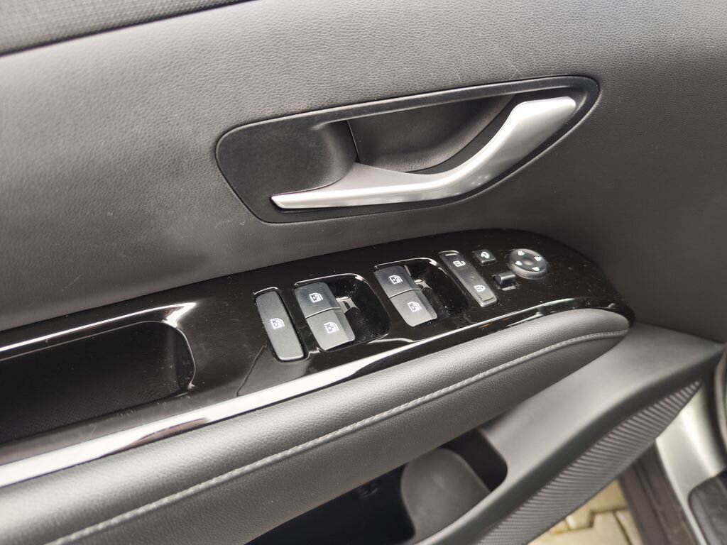 Hyundai Tucson SUV 1,6 l 195 kw