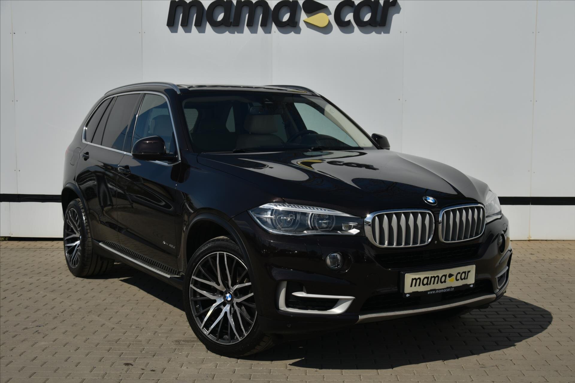 BMW X5 SUV / Terénní 3,0 l 230 kw